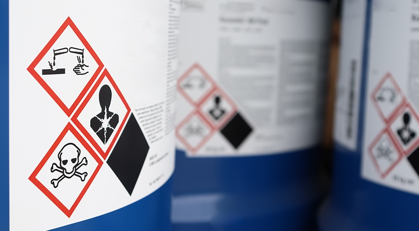 service-dechetsdangereux service-dechetsdangereux